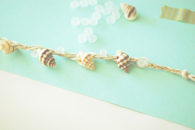 How to DIY Shell Ankle Bracelet