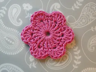 Crochet 6 Petal Flower Pattern