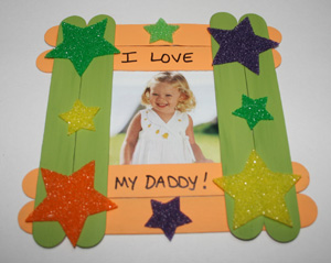 Popsicle Stick Frames For Father's Day DIY Craft