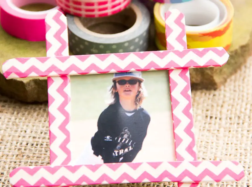 Popsicle Stick Frames Fun Instructions
