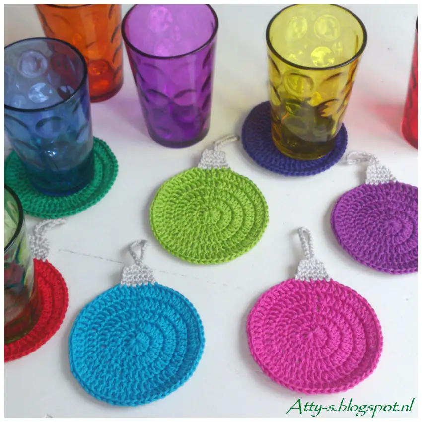 Crochet Coaster Pattern for Christmas