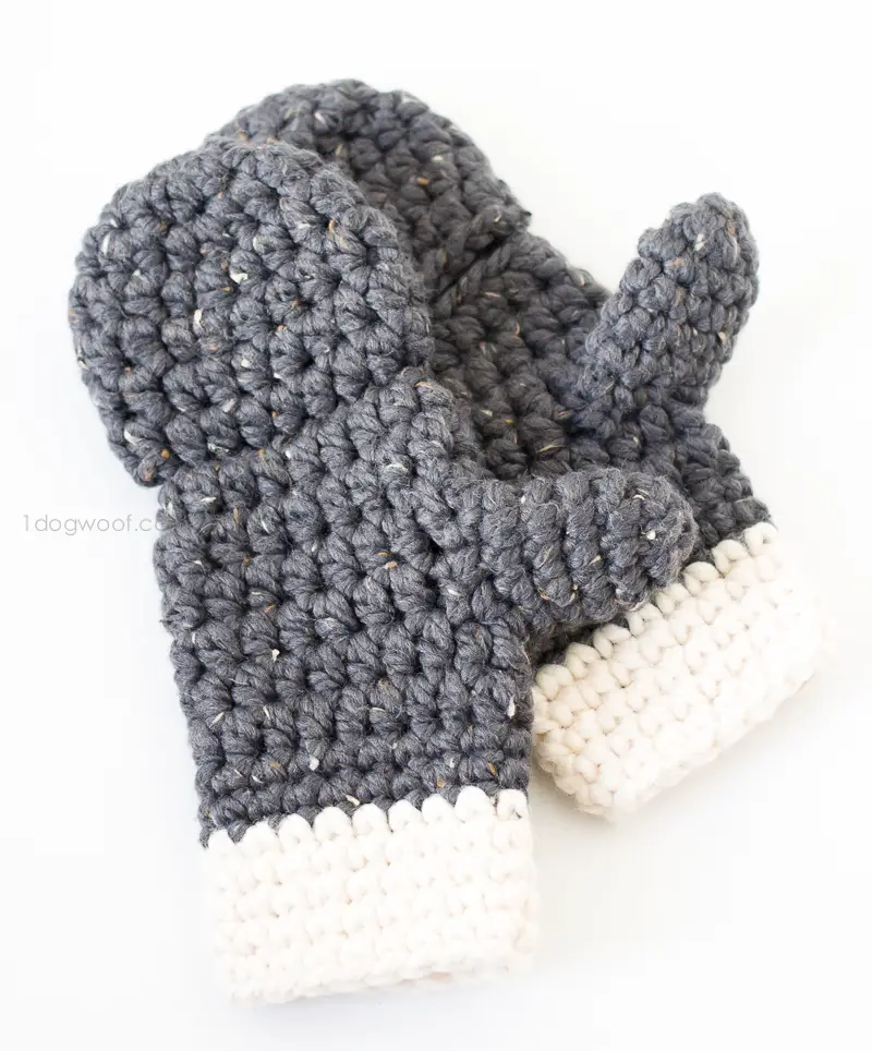 Crochet Fingerless Gloves Pattern with Flap