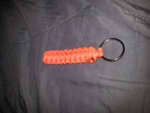 Easy Keychain from Paracord Pattern
