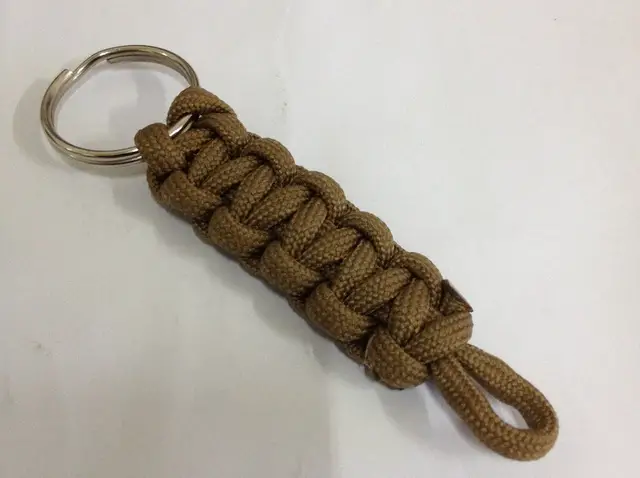 25 DIY Paracord Keychain Ideas With Instructions