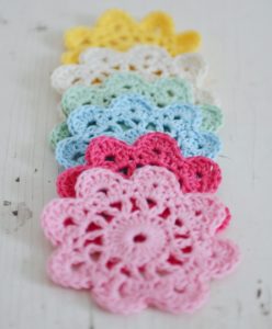 33 Creative Crochet Coaster Patterns & Tutorials