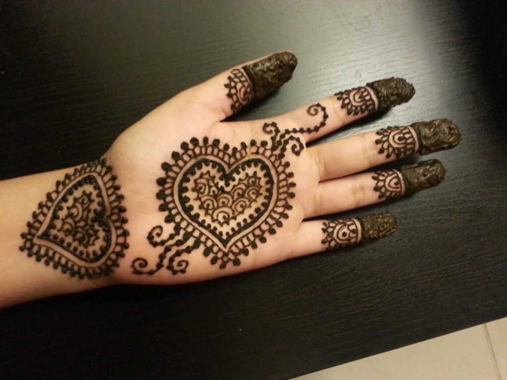 Cute Mehndi Designs for Kids