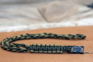 DIY Paracord Neck Lanyard with Buckle