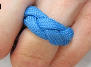 Make Your Own Paracord Ring