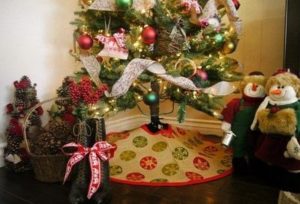 Christmas Burlap Tree Skirt