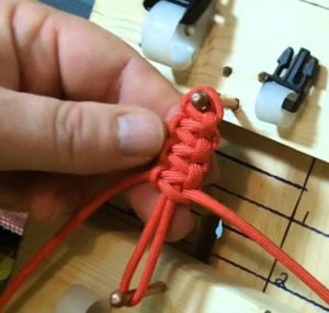 Paracord Zipper Pull How to