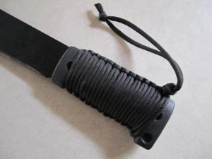 Wrap Knife Handle with Paracord