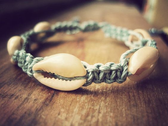 22+ Amazing DIY Seashell Bracelet Ideas | Stunning Designs & Tutorials