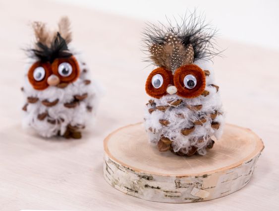 16 DIY Pine Cone Owls | Amazing Craft Ideas