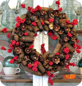 Beautiful Pinecone Wreath
