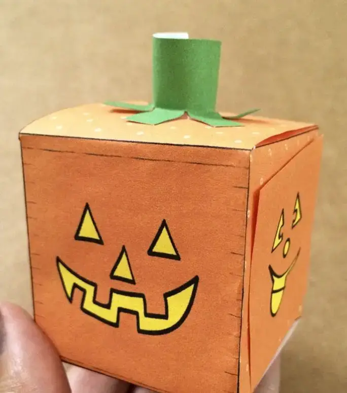 DIY Paper Pumpkin Craft