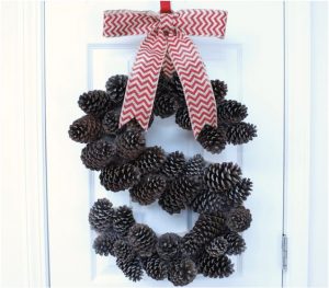 Monogram Pinecone Wreath DIY