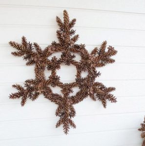 Snowflake Pinecone Wreath