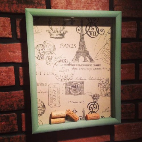 15+ Wine Cork Shadow Box & Wine Cork Holders DIY