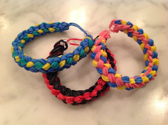 Ways to Make Rainbow Loom Bracelets