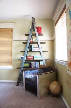DIY Bookshelf Ladder
